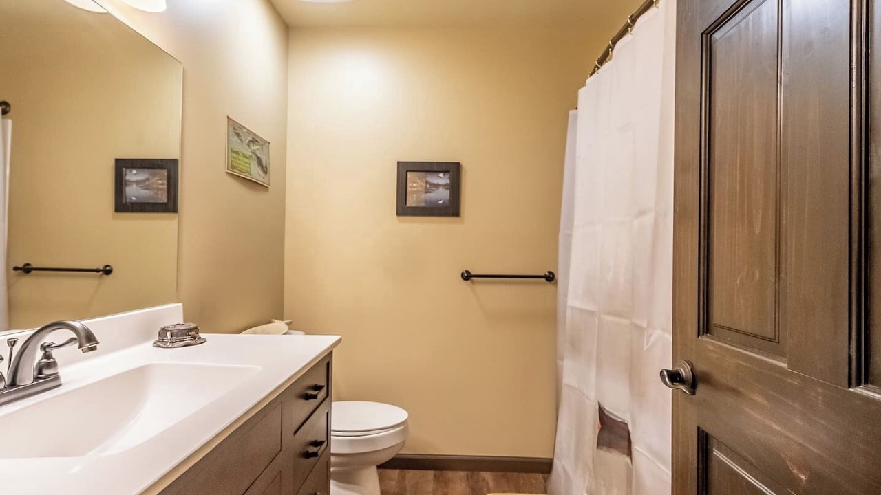 Photo of Bathroom in Fort Payne