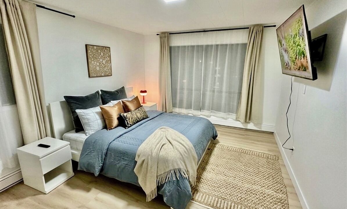 Photo of Bedroom in Lake Delton