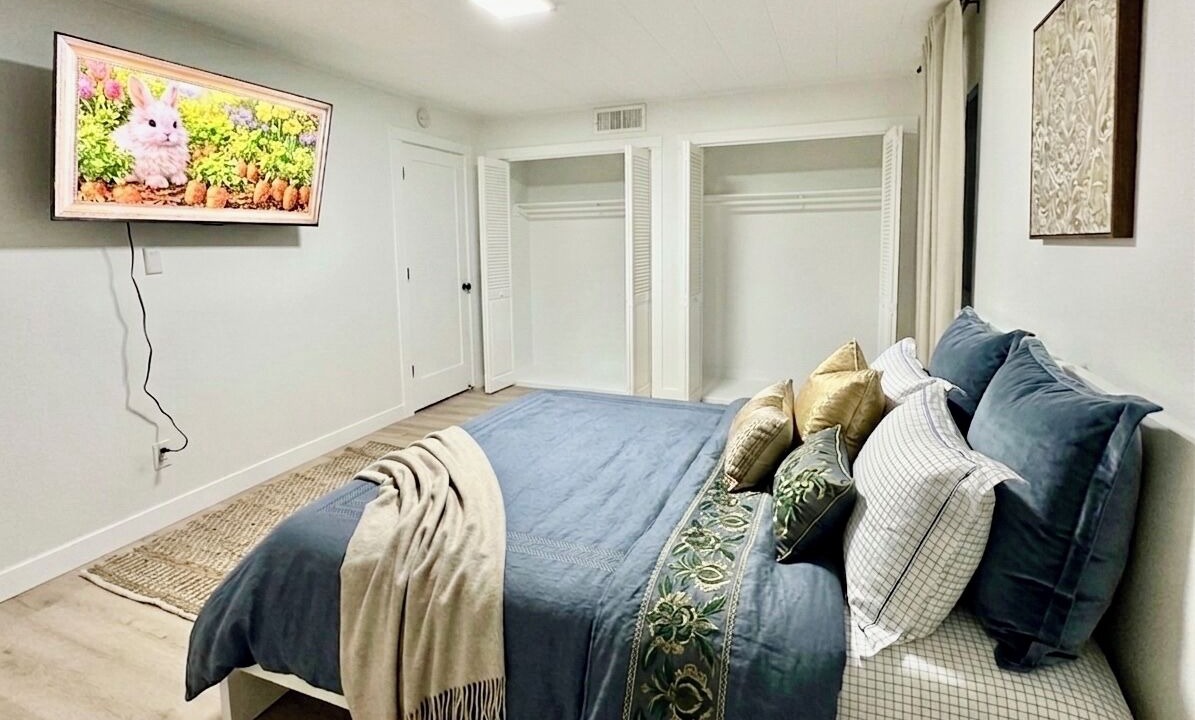 Photo of Bedroom in Lake Delton