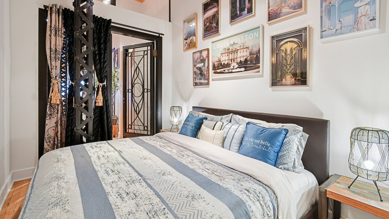 Photo of Bedroom in Ville-Marie