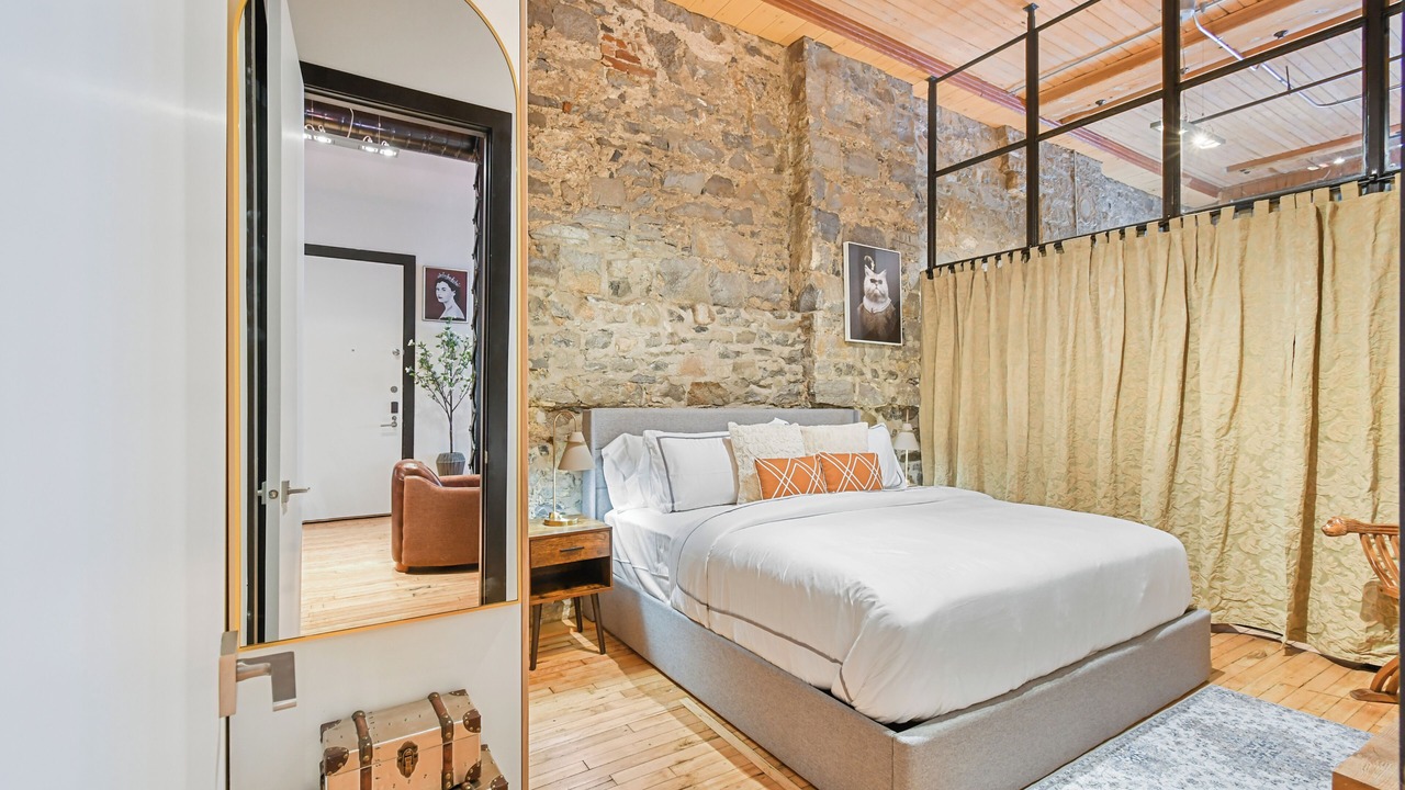 Photo of Bedroom in Ville-Marie