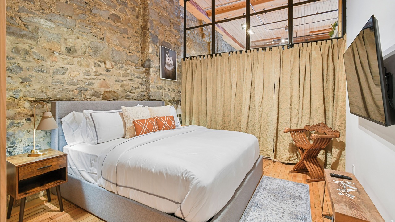 Photo of Bedroom in Ville-Marie