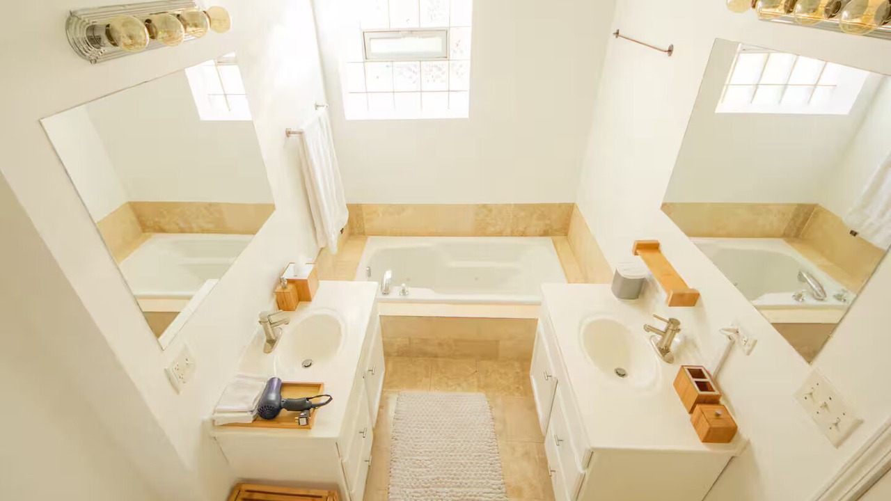 Photo of Bathroom in Tri-Taylor