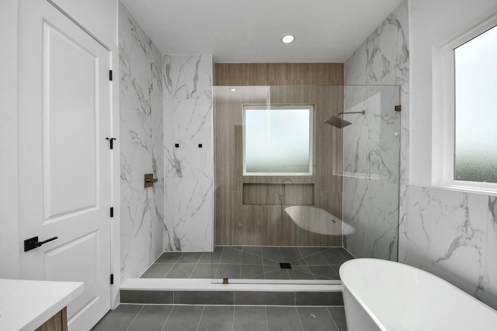 Photo of Bathroom in Foster Place