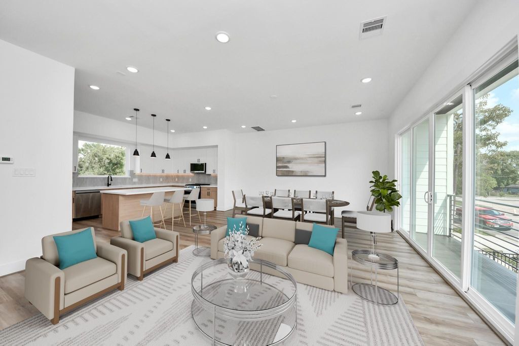 Photo of Livingroom in Foster Place