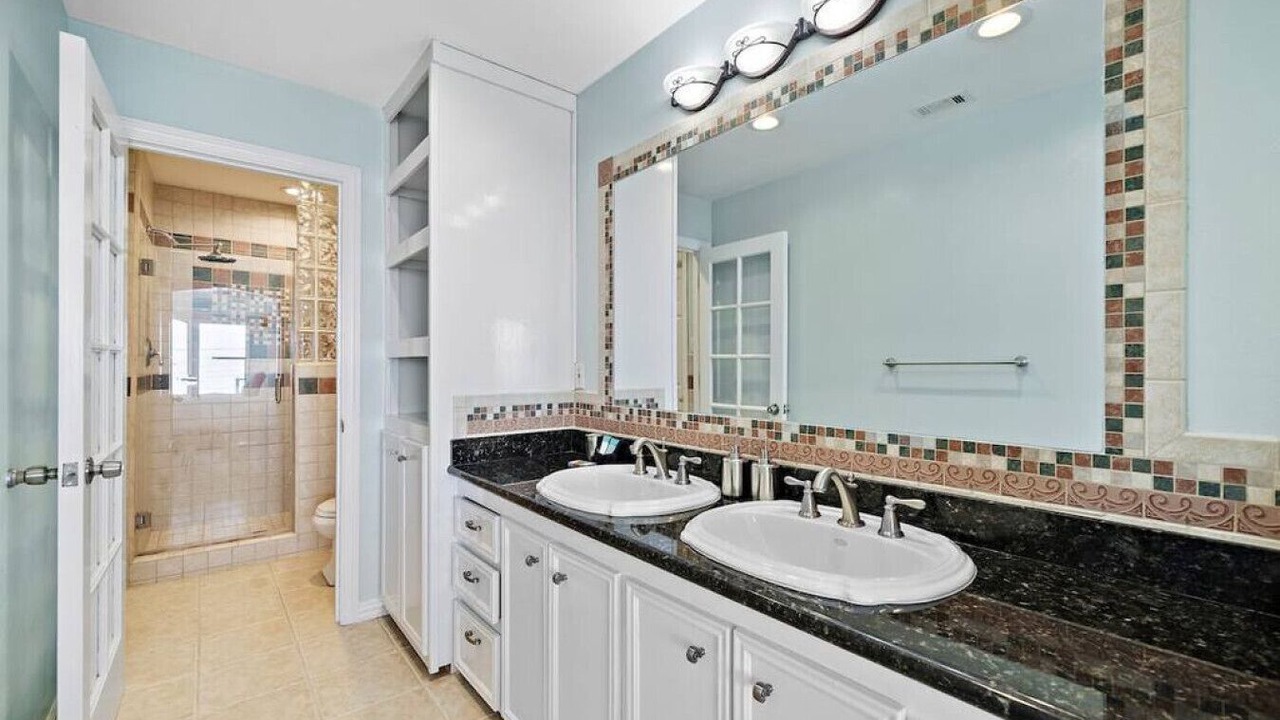 Photo of Bathroom in Dickinson