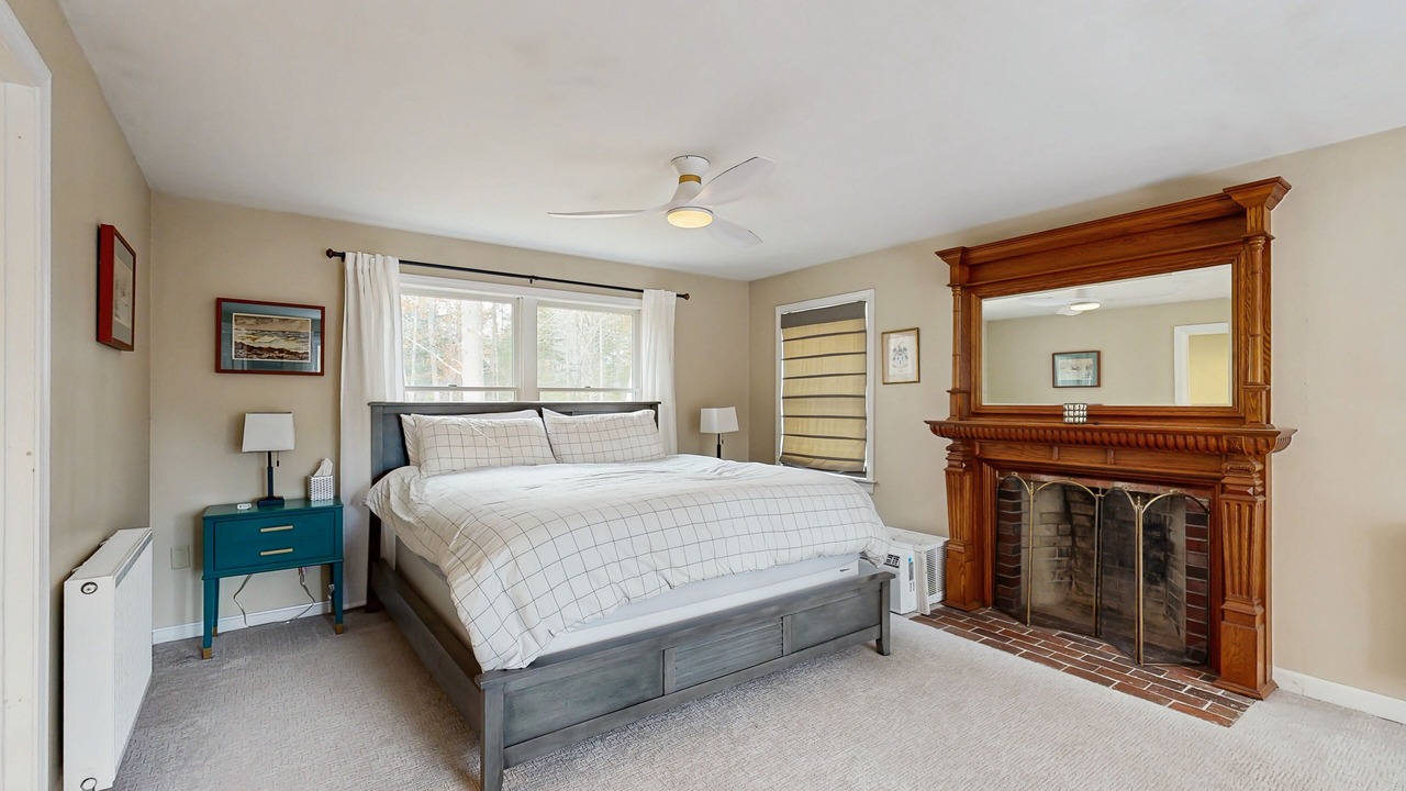 Photo of Bedroom in Boothbay