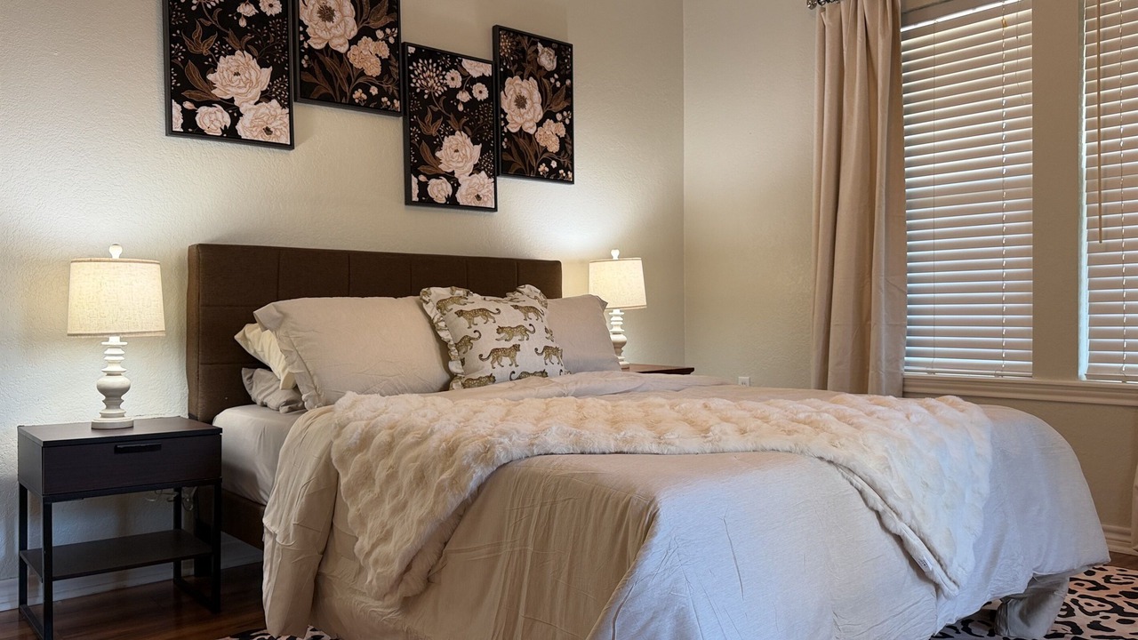 Photo of Bedroom in Sayles Blvd. Area