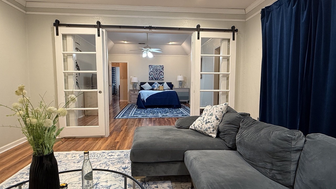 Photo of Bedroom in Sayles Blvd. Area