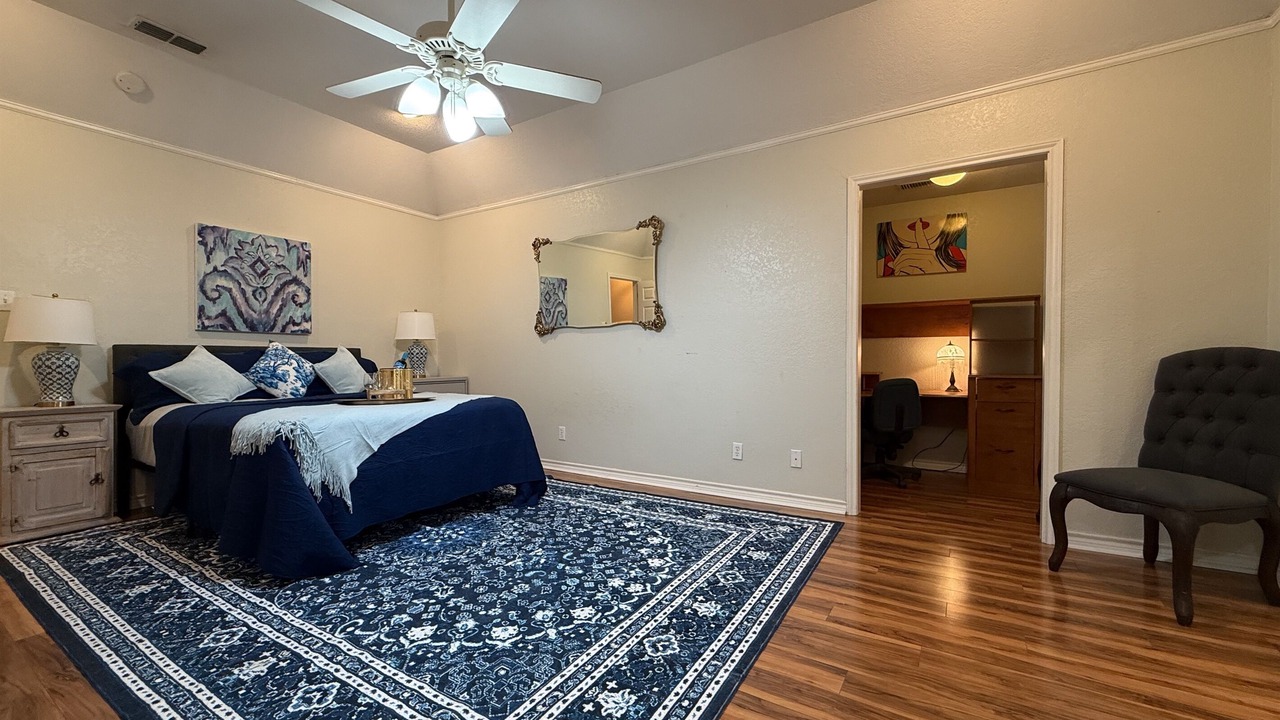 Photo of Bedroom in Sayles Blvd. Area