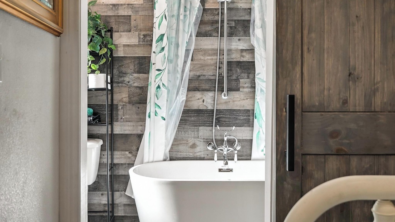 Photo of Bathroom in Sayles Blvd. Area