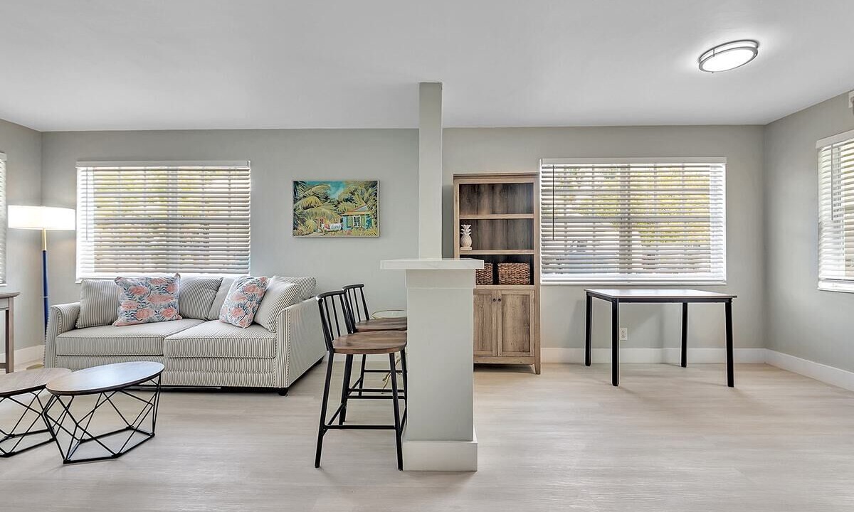Photo of Livingroom in North Beach