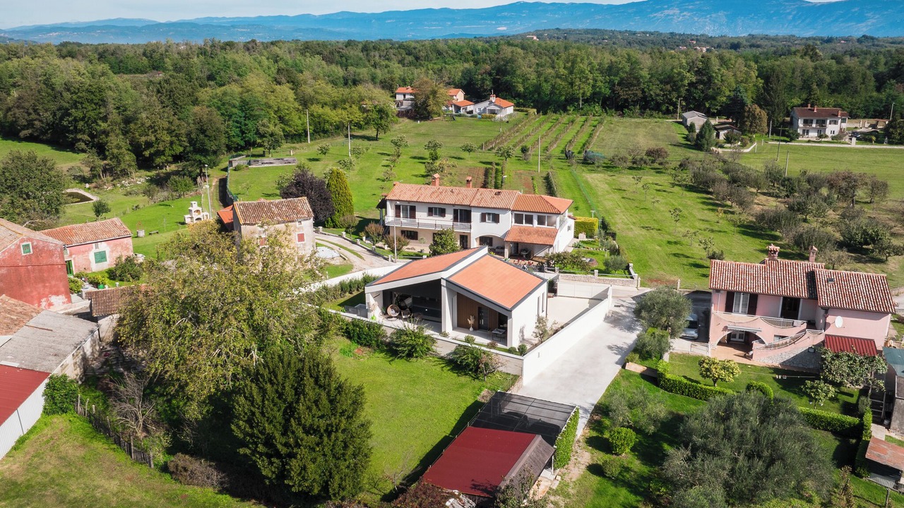 Photo of Outdoor in Zupanici