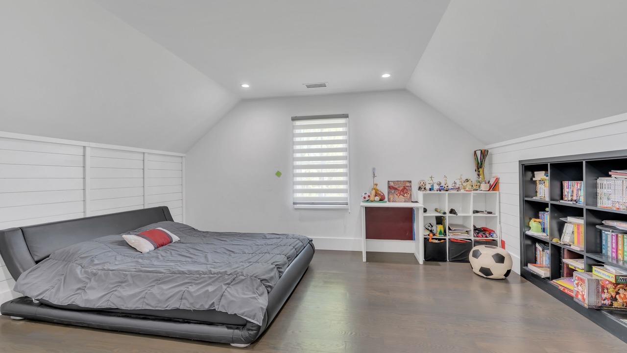 Photo of Bedroom in Bellevue