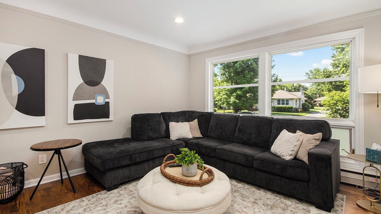 Photo of Livingroom in Royal Oak
