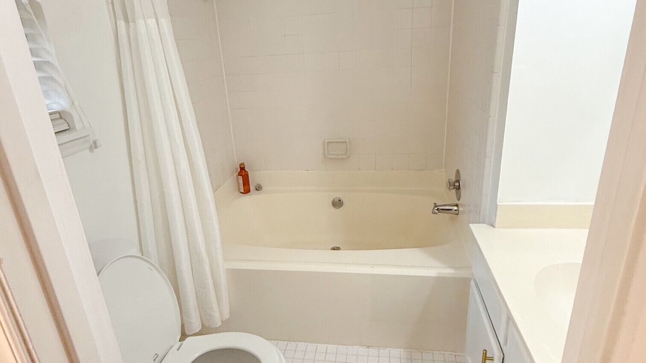 Photo of Bathroom in McAlpine