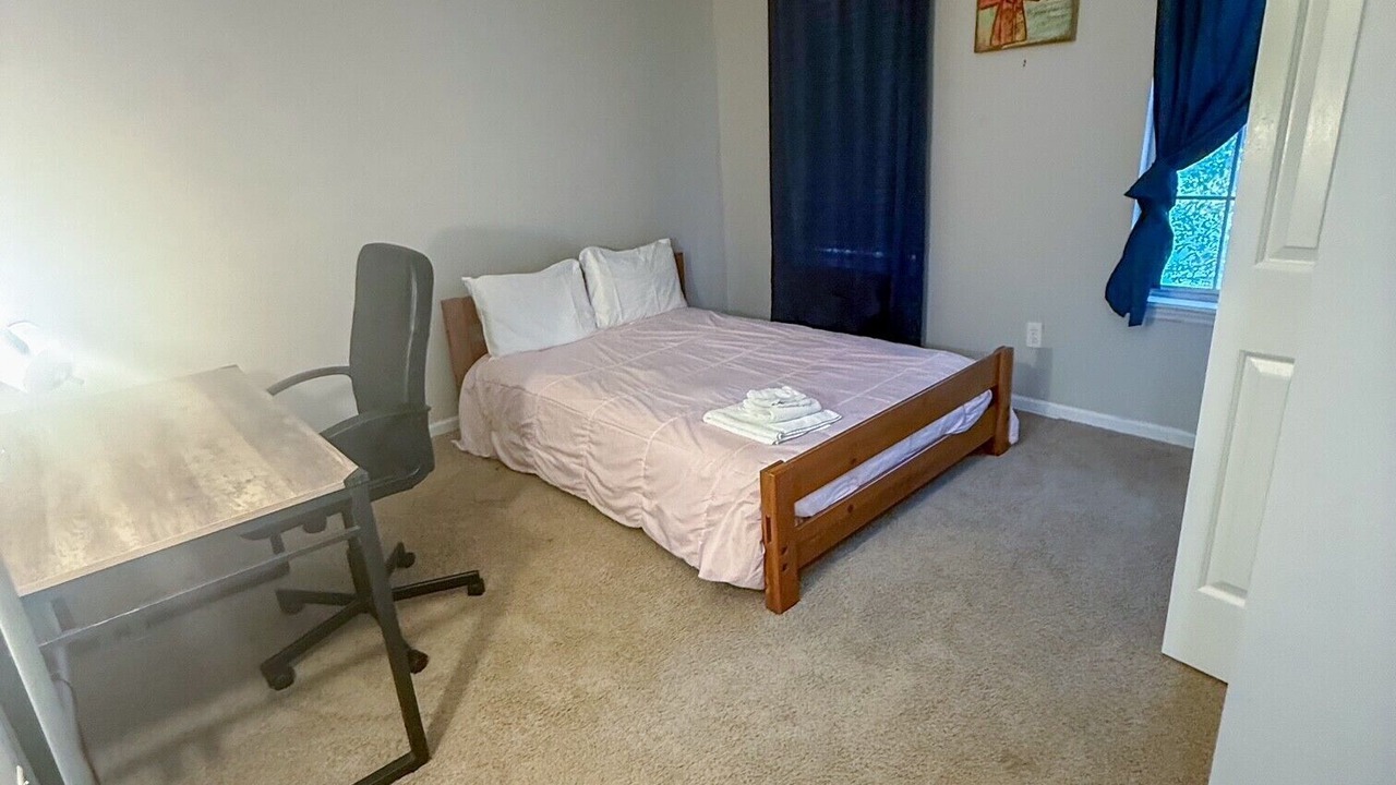 Photo of Bedroom in McAlpine