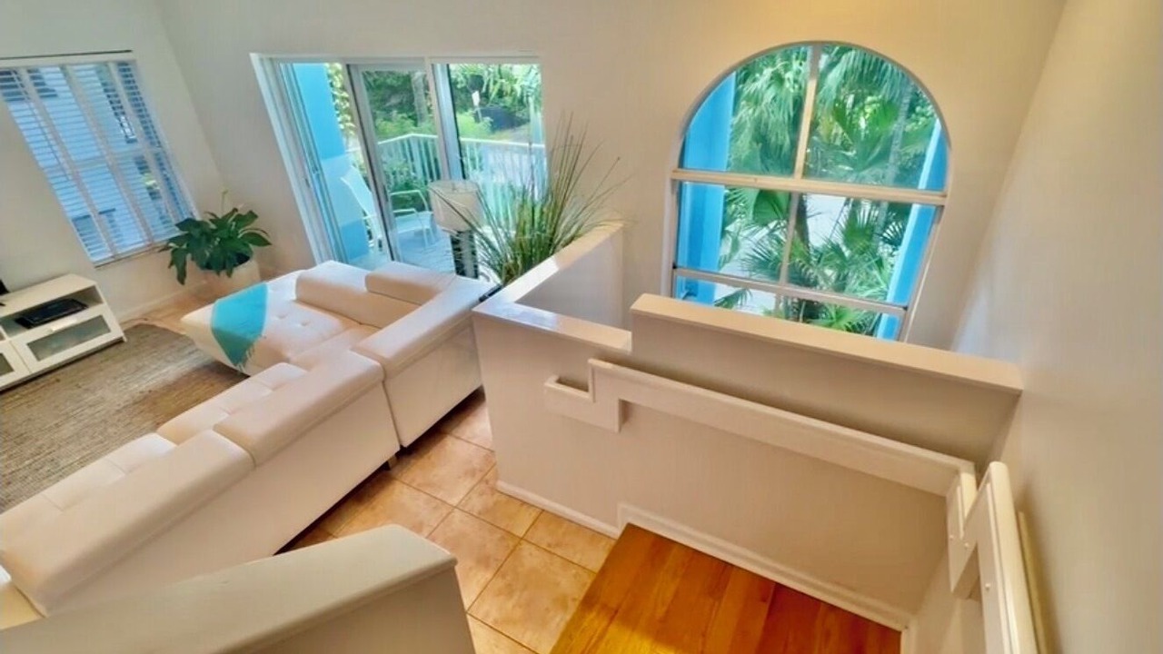 Photo of Livingroom in North Beach