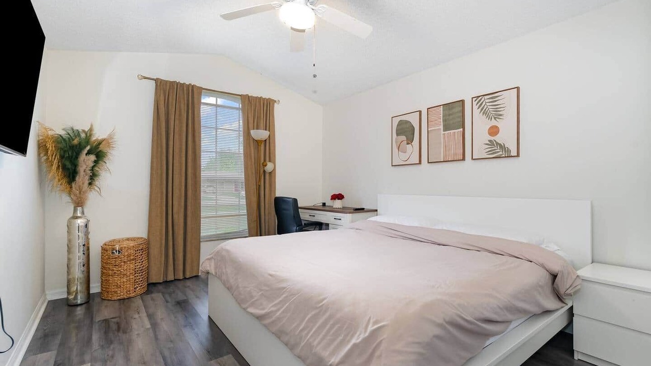 Photo of Bedroom in Port Saint John