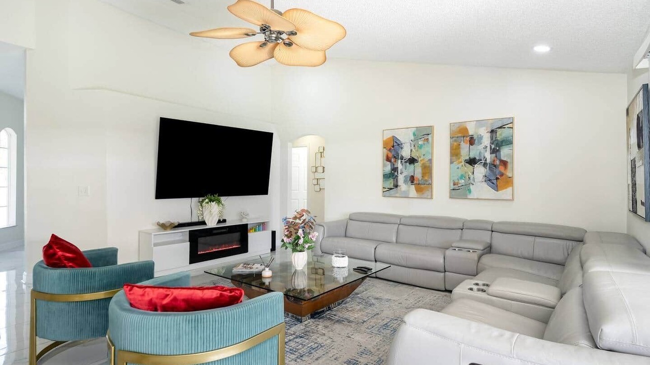 Photo of Livingroom in Port Saint John
