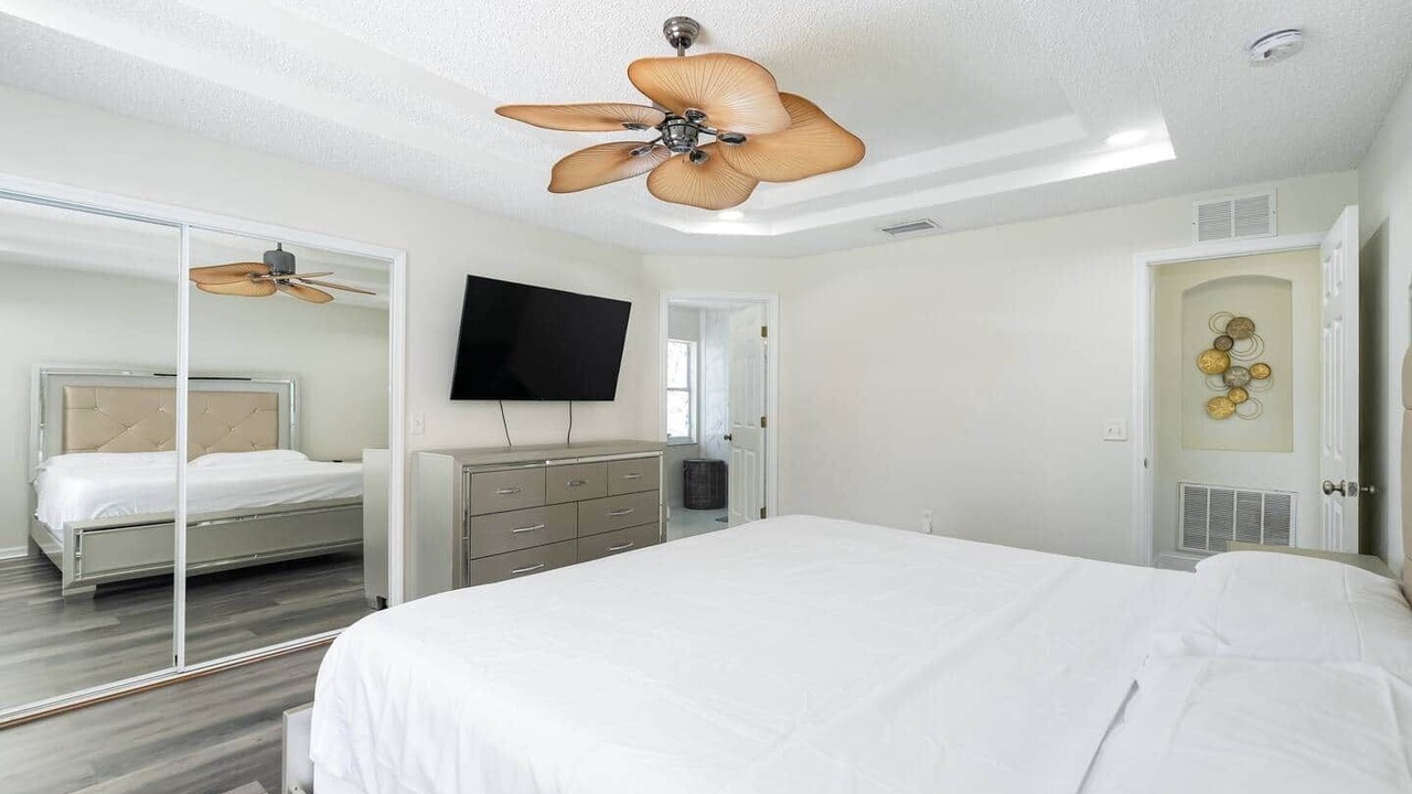 Photo of Bedroom in Port Saint John