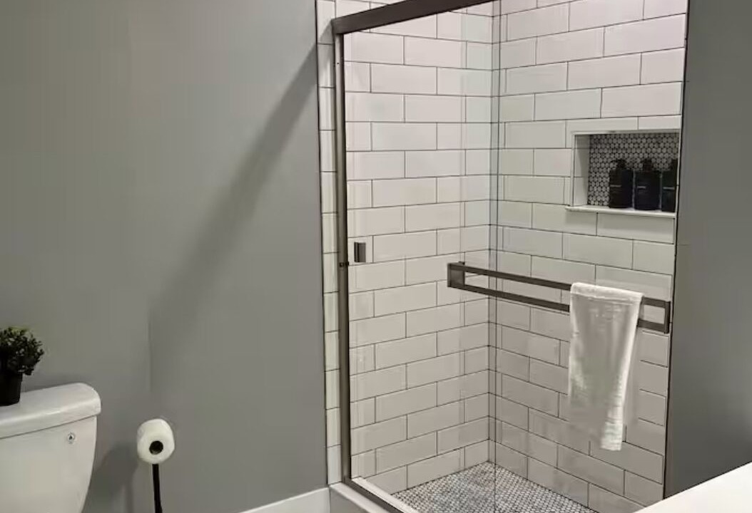 Photo of Bathroom in Midway