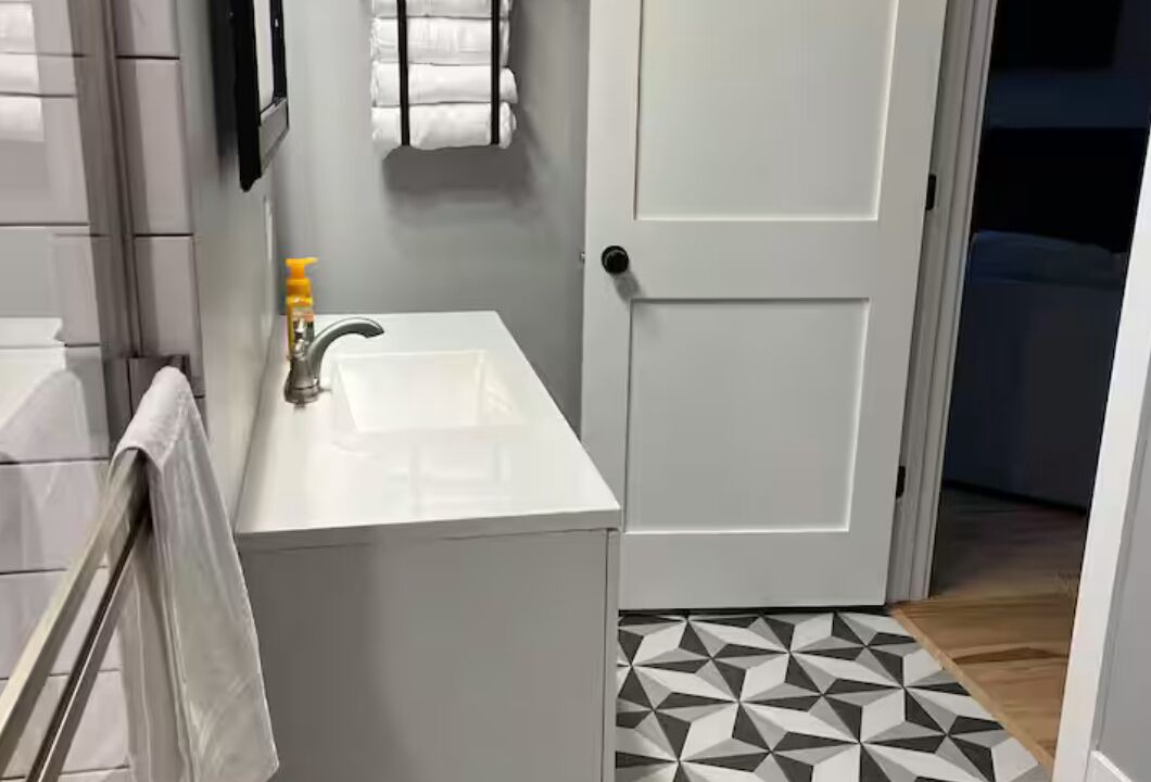 Photo of Bathroom in Midway