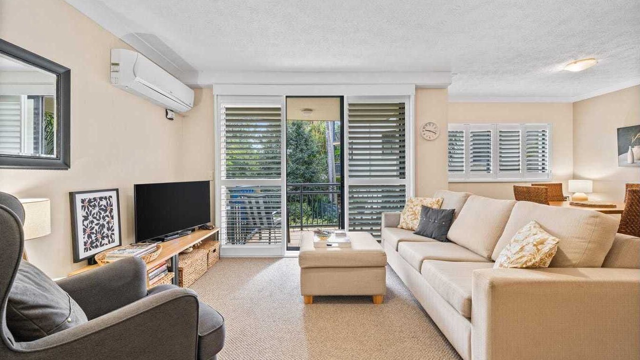 Photo of Livingroom in Mermaid Beach