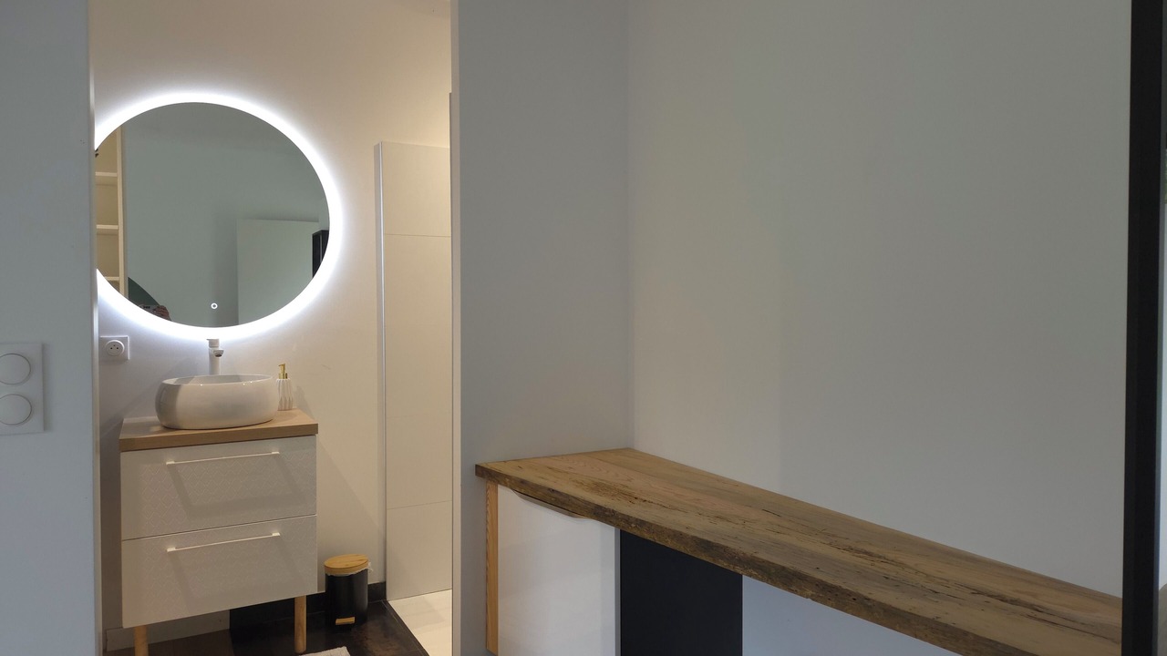 Photo of Bathroom in Frossay