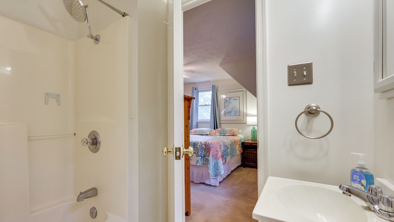 Photo of Bathroom in Nuttsville