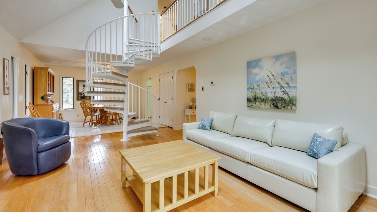 Photo of Livingroom in Nuttsville