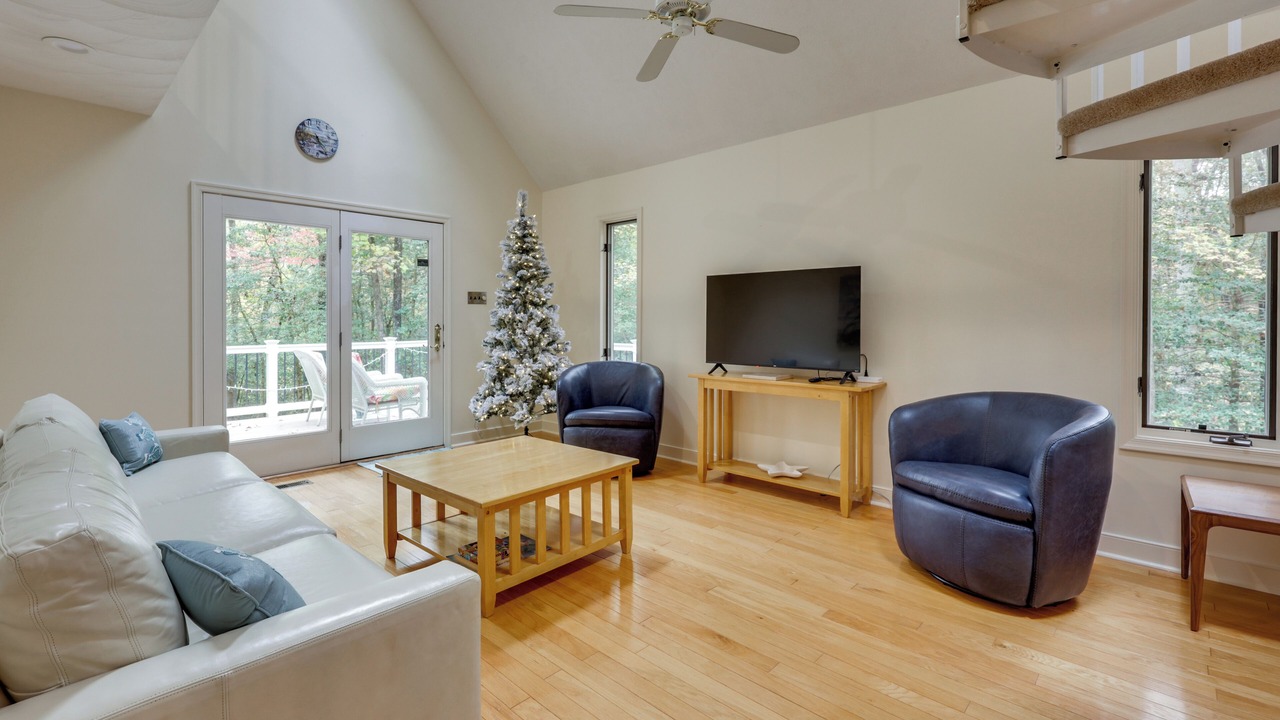 Photo of Bedroom in Nuttsville
