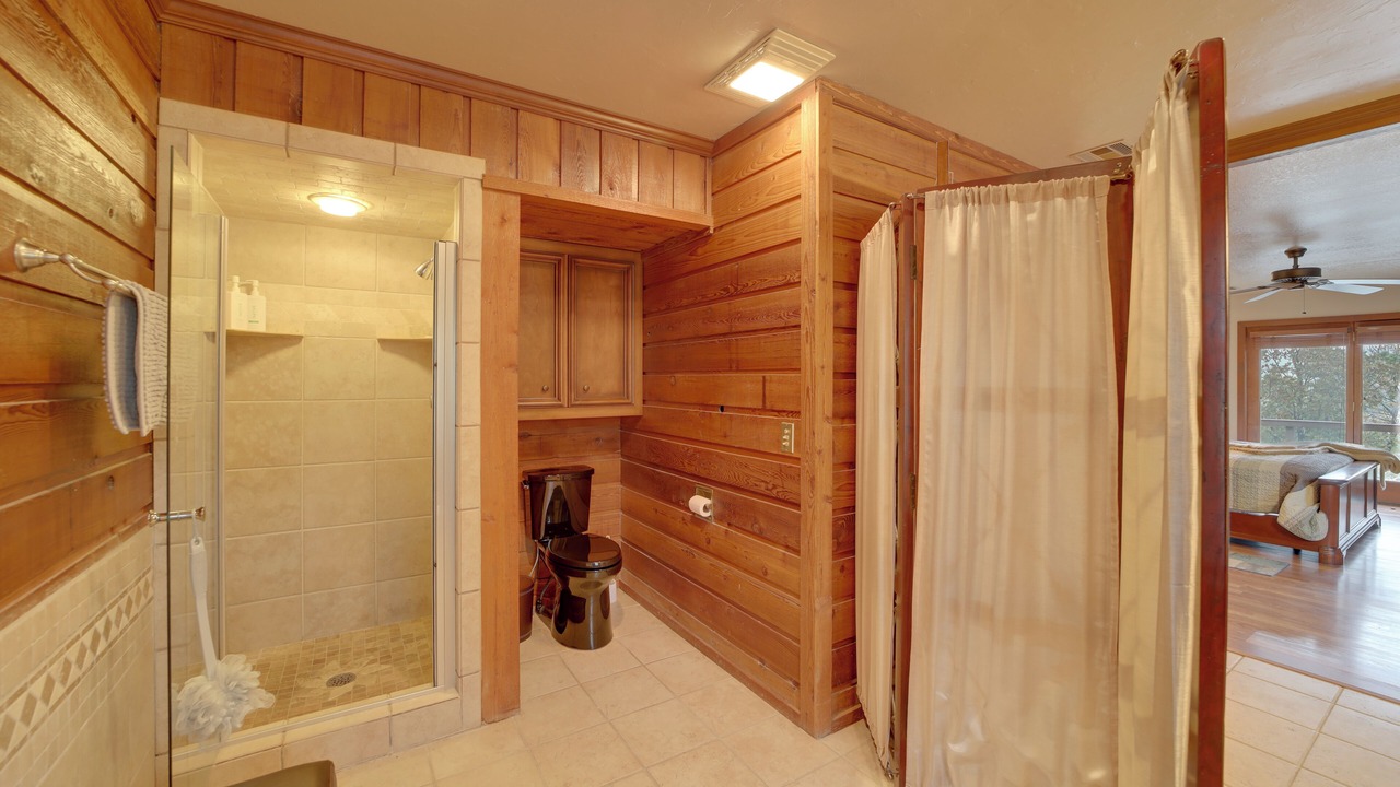 Photo of Bedroom in Longtown