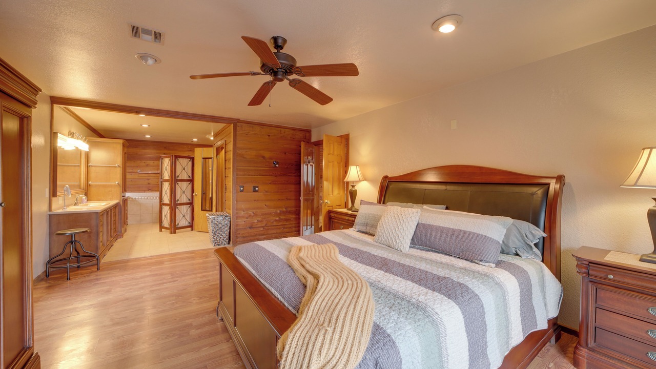 Photo of Bedroom in Longtown