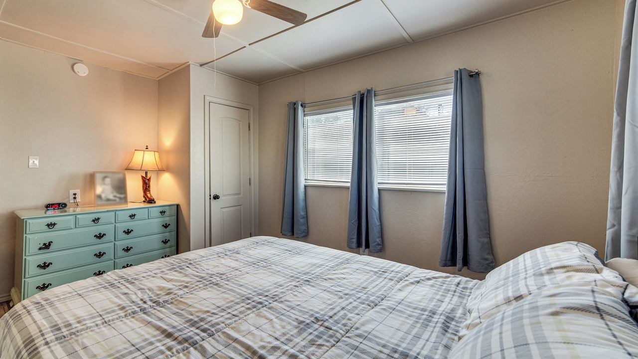 Photo of Bedroom in Mineola