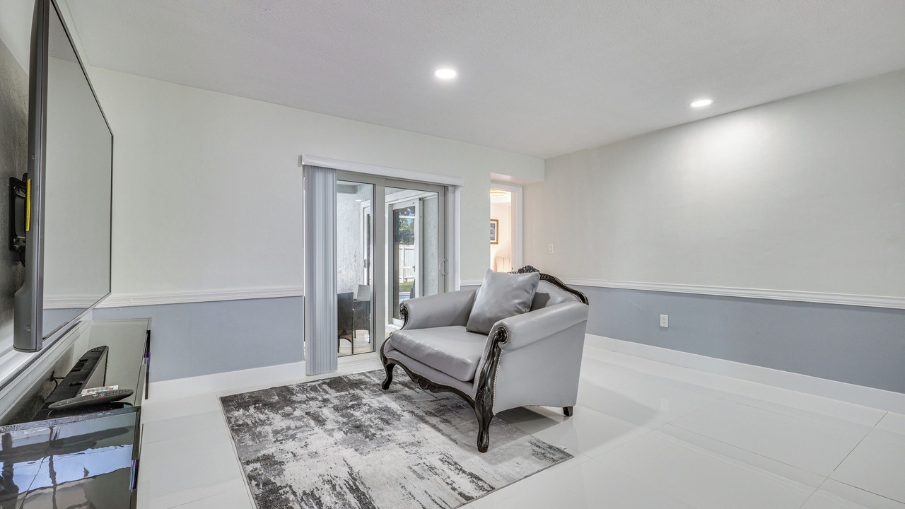 Photo of Livingroom in Miramar