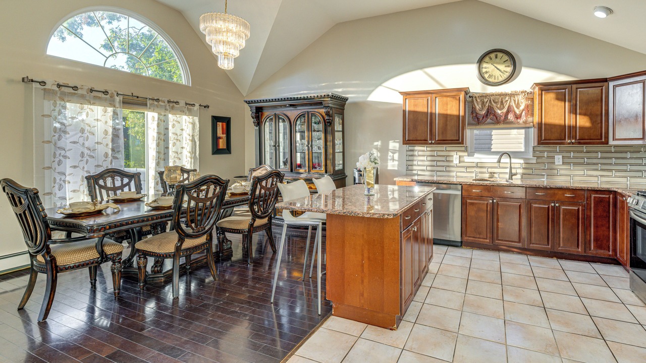 Photo of Others in Alden Manor