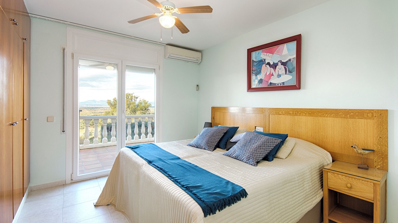 Photo of Bedroom in El Mas Isaac
