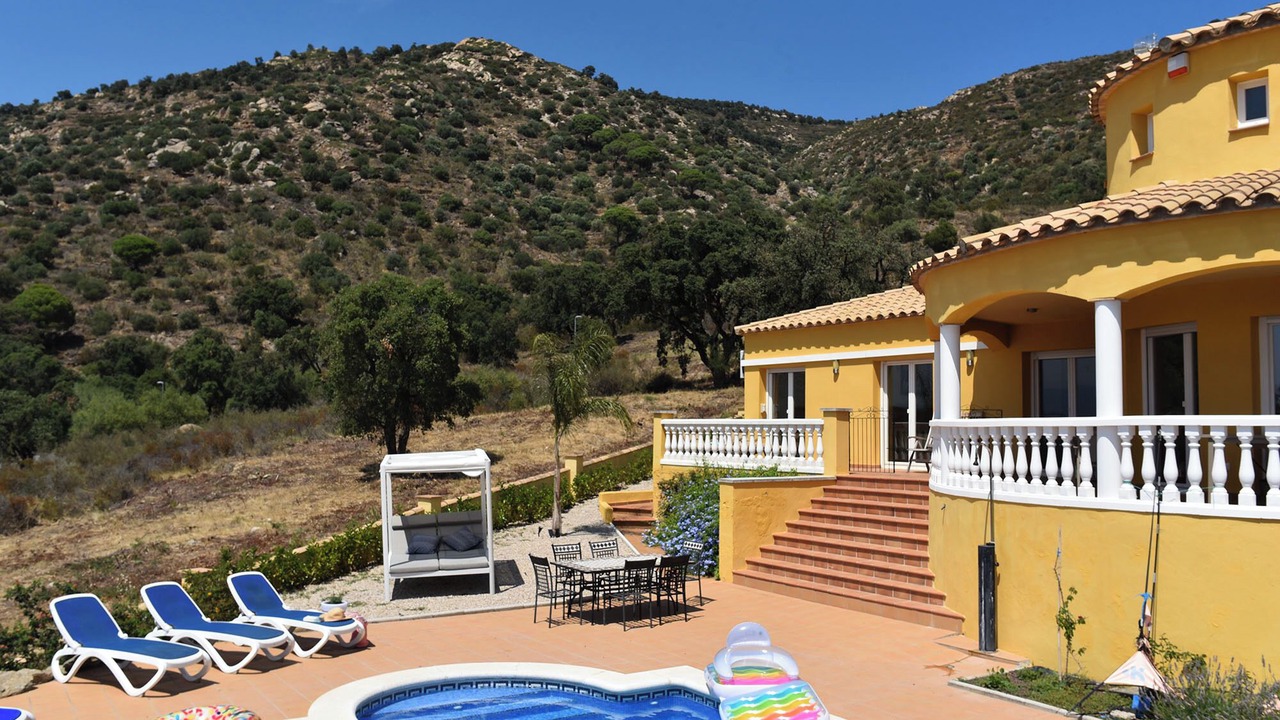 Photo of Outdoor in El Mas Isaac