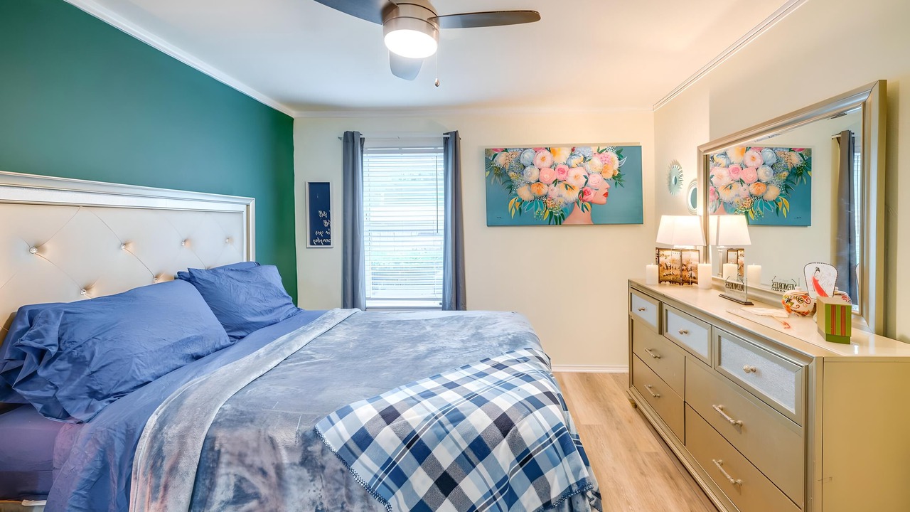 Photo of Bedroom in Lake Highlands