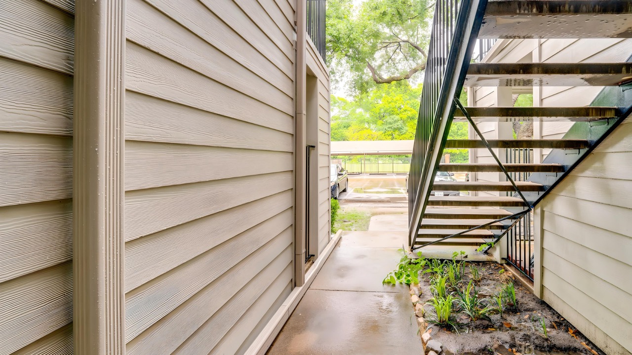 Photo of Outdoor in Lake Highlands