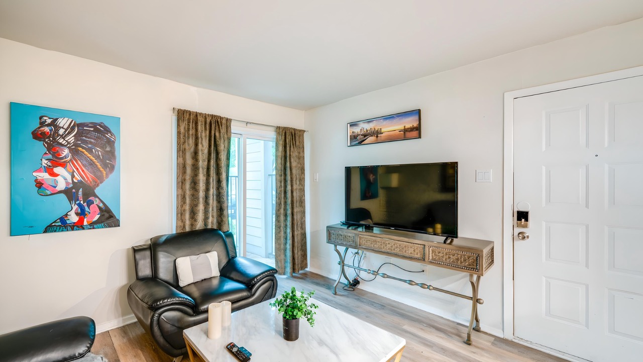 Photo of Livingroom in Lake Highlands