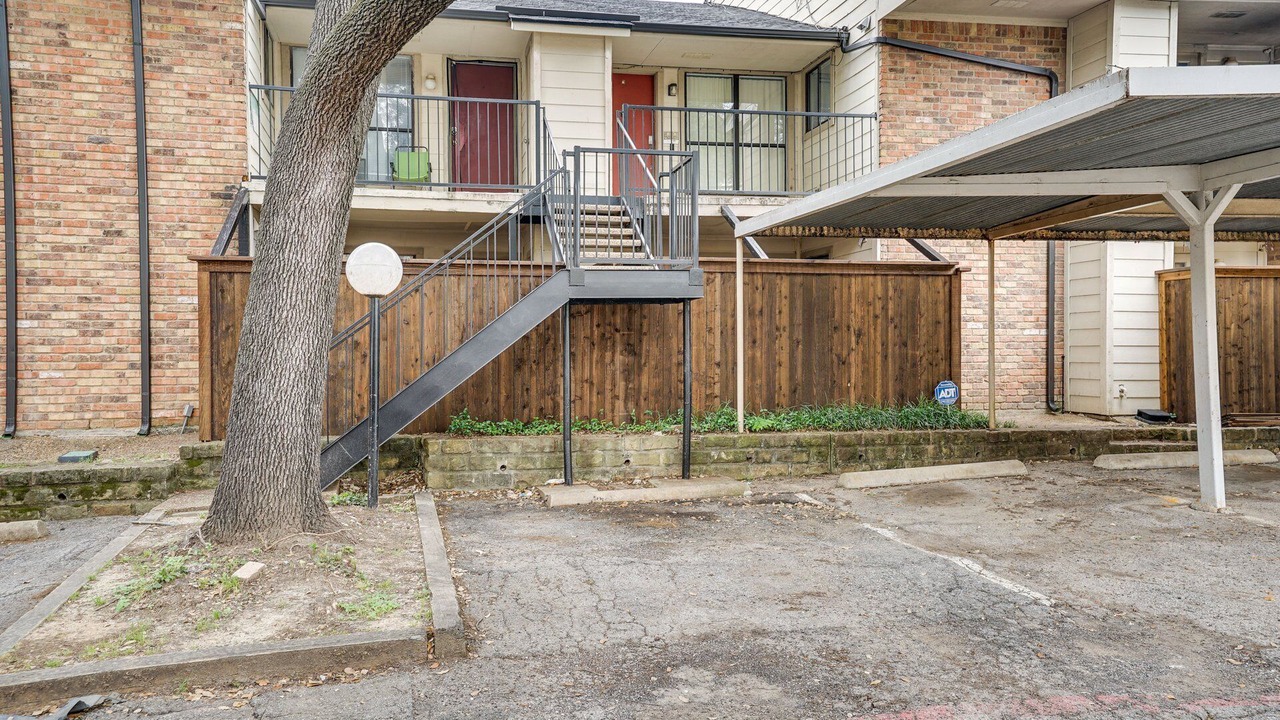 Photo of Outdoor in Northeast Dallas