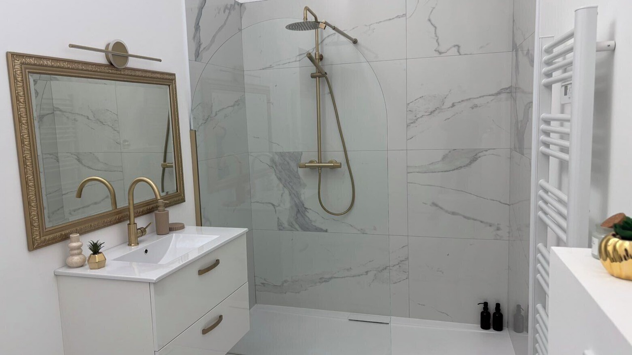 Photo of Bathroom in Guemene-Penfao