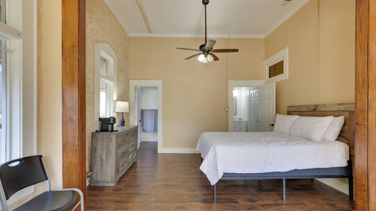 Photo of Bedroom in Marshall