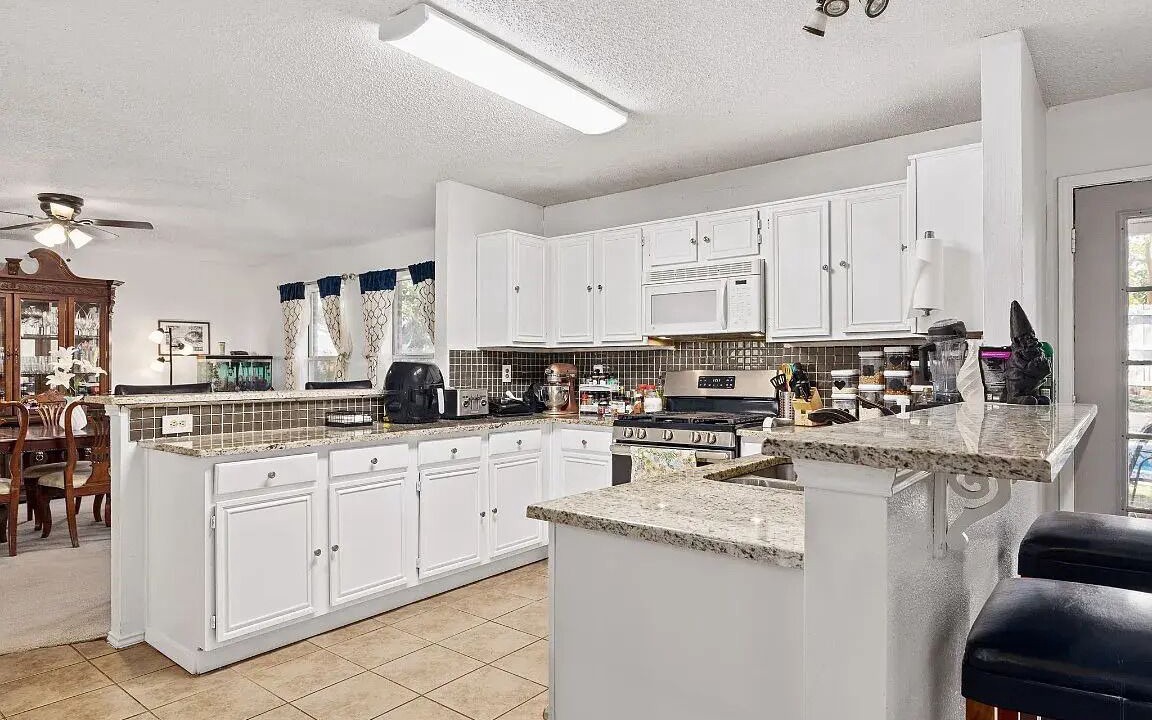 Photo of Kitchen in Corinth