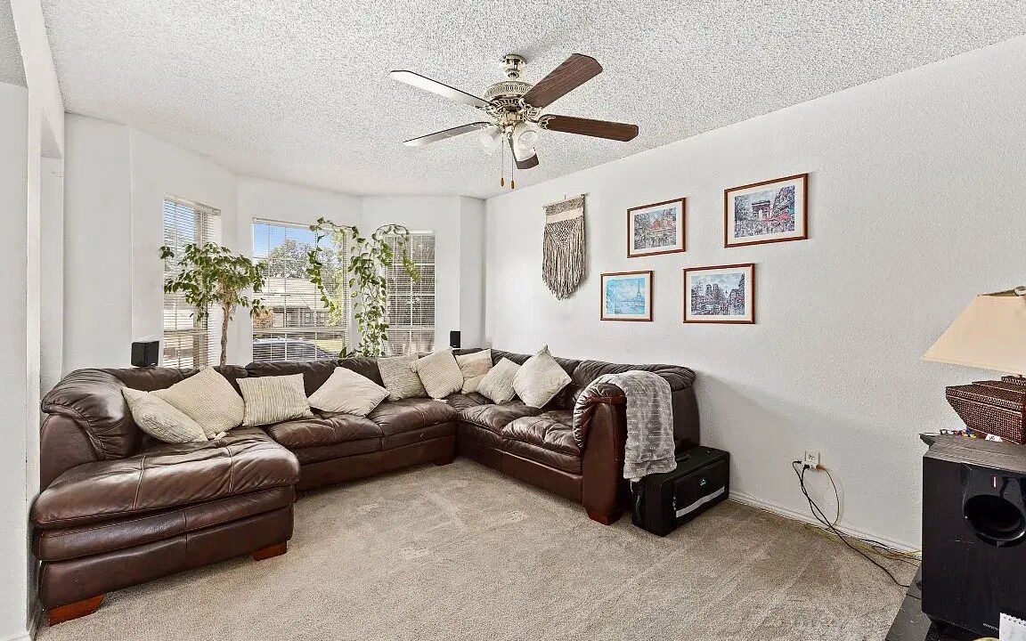 Photo of Livingroom in Corinth