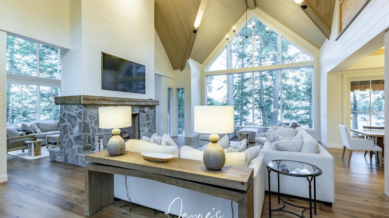 Photo of Bedroom in Muskoka Lakes