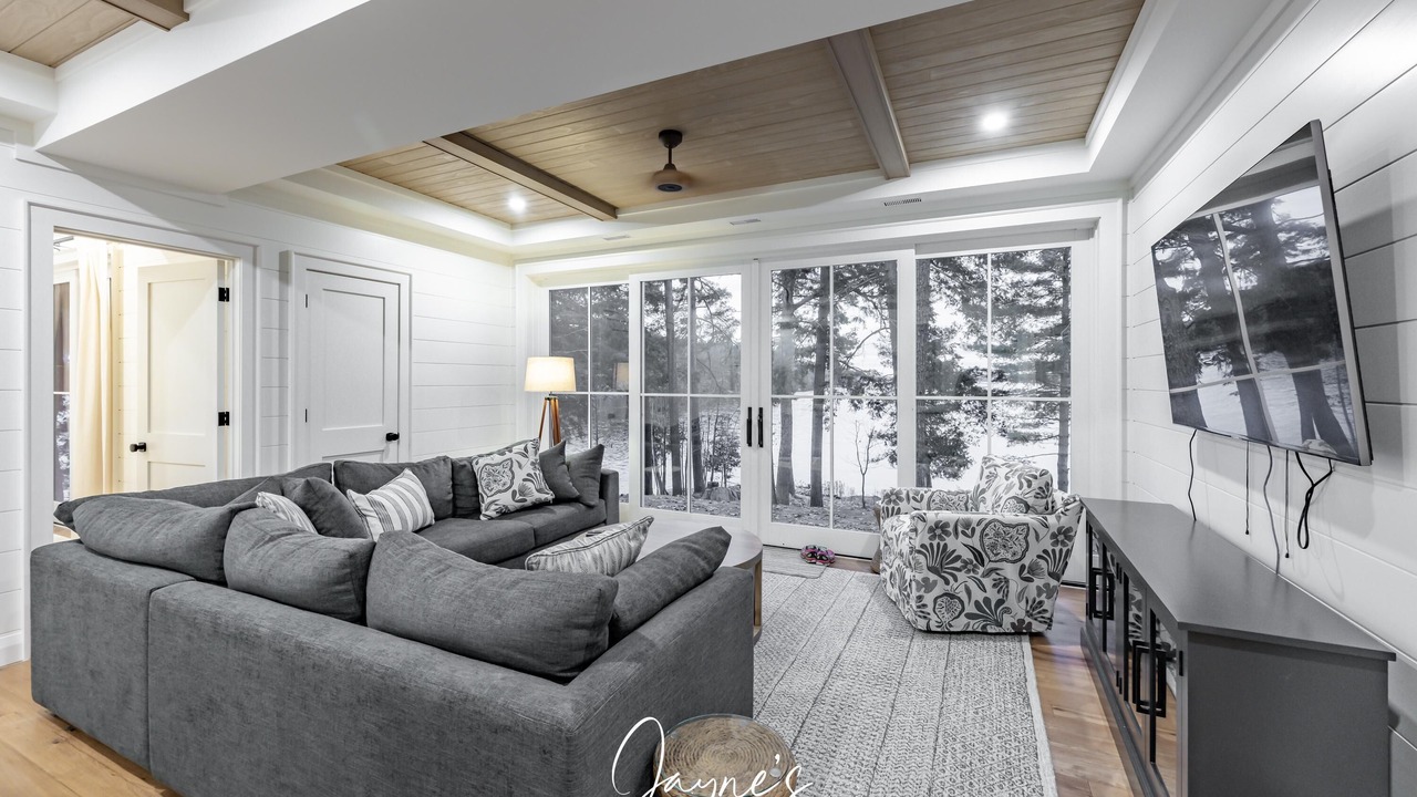 Photo of Bedroom in Muskoka Lakes