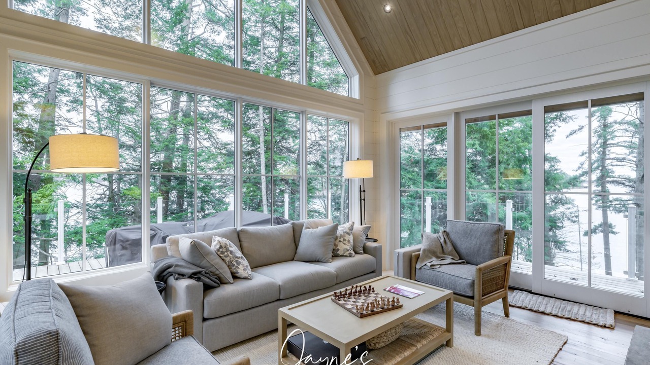 Photo of Bedroom in Muskoka Lakes